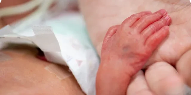 Uned Gofal Dwys Newyddenedigol Singleton